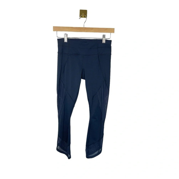 Athleta Women’s Aura Sonar Capri Mesh Leggings in Navy Blue Size XS - Picture 6 of 15